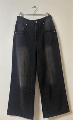 ワイドデニムパンツ ブラック　レディース　Mのサムネイル