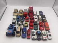 【まとめ売り】ミニカー 大量 32台 トミカ 他 乗用車・作業車・パトカーのサムネイル