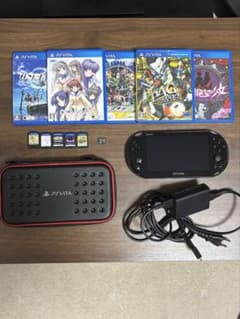 PS Vita Wi-Fiモデル ブラック ⭐︎ゲームソフト5本、付属品付き⭐︎のサムネイル