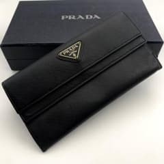 プラダ 長財布 Wホック サフィアーノ レザー 三角プレート