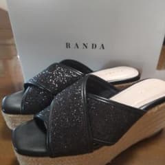 RANDA ブラック グリッターサンダルのサムネイル