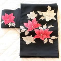 【訳あり】名古屋帯 黒地 花柄 刺繍 アンティーク 昭和レトロ ふだん着物のサムネイル