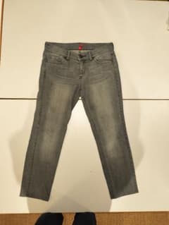 スキニーフィット テーパード デニムパンツ グレーのサムネイル