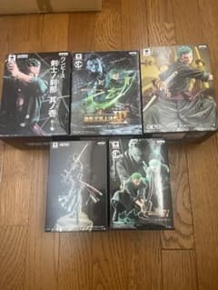 ワンピース　ゾロフィギュアセットのサムネイル