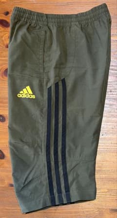 adidas ハーフパンツ　120cmのサムネイル