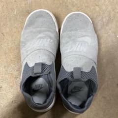 NIKE ナイキ スニーカーのサムネイル
