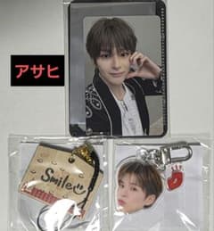 treasure トレカ　顔アクキー　アサヒ