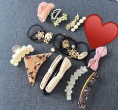 ヘアアクセサリーまとめ売りのサムネイル