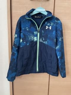 UNDER ARMOUR キッズ ジャケット ウインドブレーカー アウター120のサムネイル