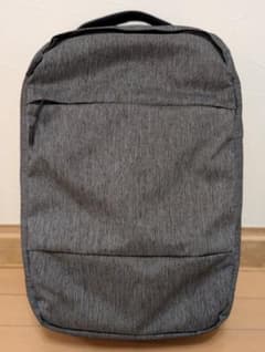 incase バックパック グレー リュックのサムネイル