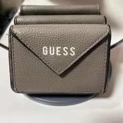 GUESS 三つ折り財布 グレーのサムネイル