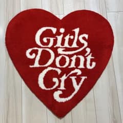 girls don't cry ラグ - メルカリ