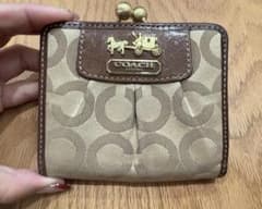 COACH コーチ 二つ折り財布のサムネイル