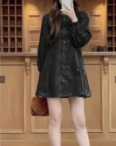 GRL レザーモックネックフレアワンピースのサムネイル