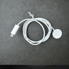 Apple Watch マグネット式充電ケーブルのサムネイル