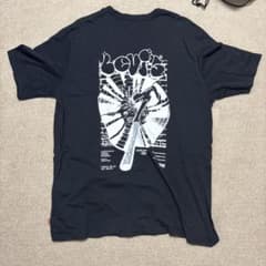 Levi's　グラフィックプリント Tシャツ Lサイズ 黒のサムネイル