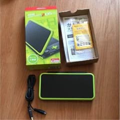 newニンテンドー2DSLL本体＋とびだせどうぶつの森のサムネイル
