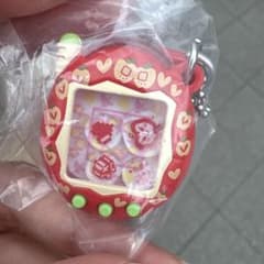 たまごっち ミニチュアチャーム りんご柄 カプセルトイのサムネイル