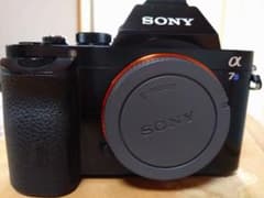 【中古】sony α7s（おまけ付き）のサムネイル
