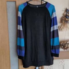 薄手のチュニックセ―タ―のサムネイル