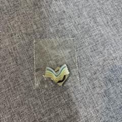 【新品未使用】　大阪万博　クエートピンバッジのサムネイル