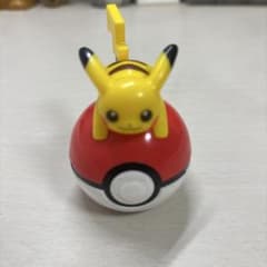 ピカチュウ モンスターボール フィギュアのサムネイル