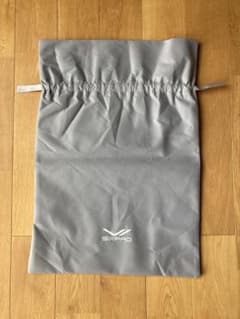 SIXPAD 不織布巾着袋　45✖️65のサムネイル