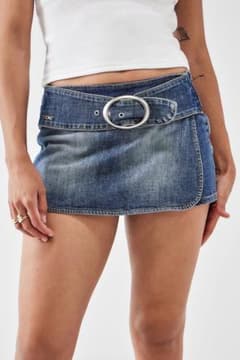 BDG Urban Outfitters デニムミニスカート インナーパンツ付きのサムネイル