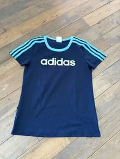 adidas ネイビー Tシャツ 150のサムネイル