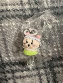 映画 ちいかわ 人魚のひみつ 入場者特典 チャームミニフィギュア 古本屋のサムネイル