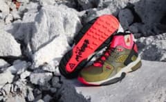 エアモワブ　ナイキ スニーカー　NIKEのサムネイル