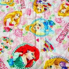 ディズニー プリンセス キルト生地 はぎれ ハギレのサムネイル