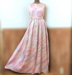 着物リメイクワンピース ♪40 ♪総絞り♪148cm ♪ロング 着物リメイクワンピース ♪40 ♪総絞り♪148cm ♪ロング - メルカリ