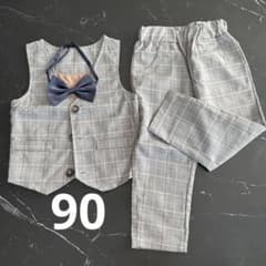 90 ベビーフォーマル ベスト パンツ 蝶ネクタイ 3点セットのサムネイル