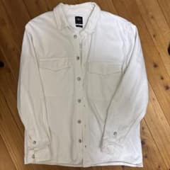 ZARA ホワイト リラックスフィット デニムジャケットのサムネイル