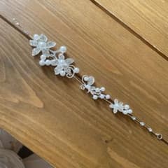 ウェディングヘッドドレス 花とパールのサムネイル