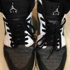 Air Jordan1のサムネイル