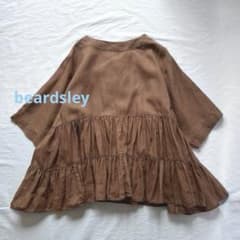 BEARDSLEY✨️リネン100% 釦ホール刺繍ブラウス 涼感 ティアード❁ ビアズリー beardsley リネン100% 刺繍 ティアードブラウス 麻 - メルカリ