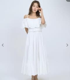 andcouture アンドクチュール　レースオフショルティアードワンピースのサムネイル