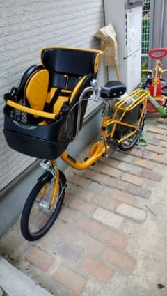 子供乗せ自転車のサムネイル