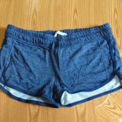 ショートパンツのサムネイル