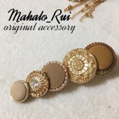 ベージュ系ヘアクリップのサムネイル