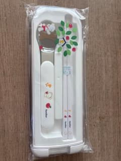 未開封 familiar お弁当用カトラリー 子供用のサムネイル