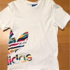 adidas Tシャツのサムネイル