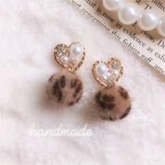 大人可愛い　レオパード　ビジュー　ピアス　イヤリングのサムネイル