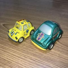 Kintoy ミニカー イエロー 音楽モチーフ他　ビートル2台のサムネイル