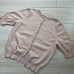 【美品】Ballseyパールボタン付きピンク半袖カーディガンのサムネイル