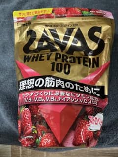 SAVAS ホエイプロテイン100 ストロベリー 980gのサムネイル
