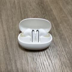 ワイヤレスイヤホン ホワイト 充電ケース付きのサムネイル
