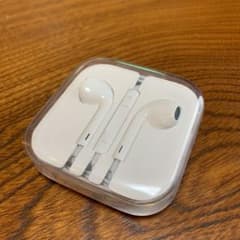 iPhone純正イヤホン iPhoneイヤホン　未使用のサムネイル